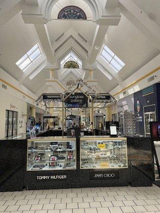Sunglass Palace