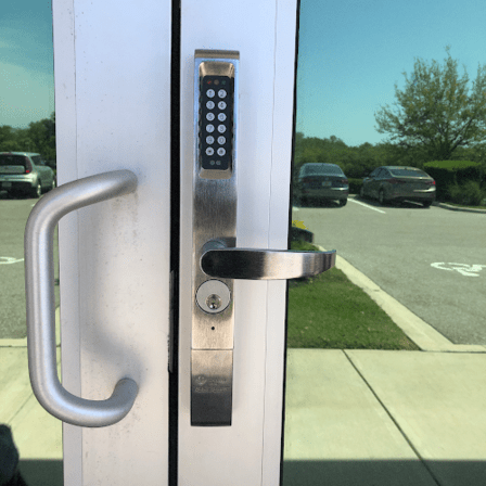 One Minute Lock & Key