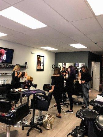 Salon Halo of Spring Hill