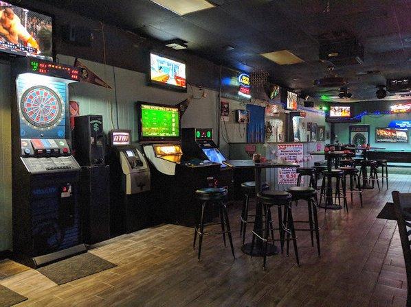 B J's Pub