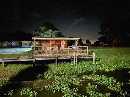 Bud's RV Park & Marina