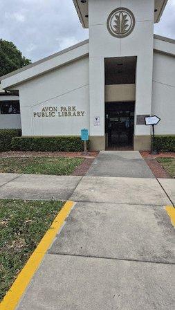 Avon Park Public Library