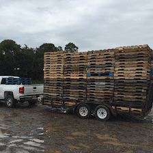 Manning pallets