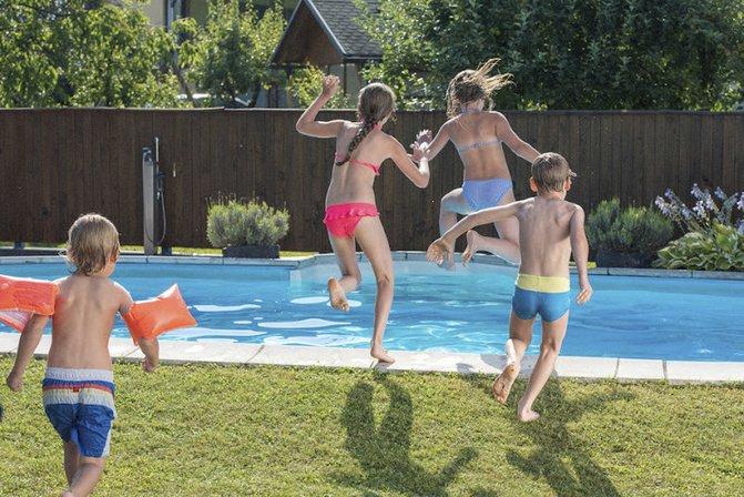 Bright Pool Care & Cleaning
