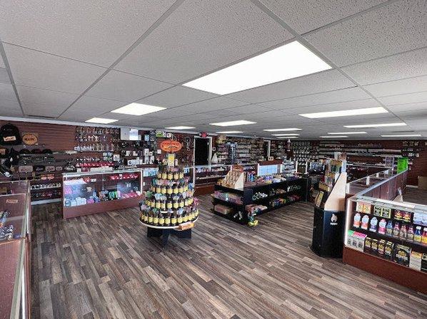 Lit Smoke Shop (Jasmine)