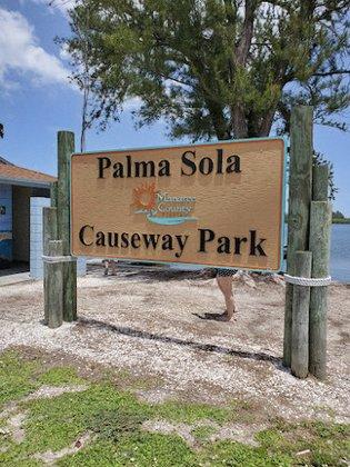 Palma Sola Causeway Park