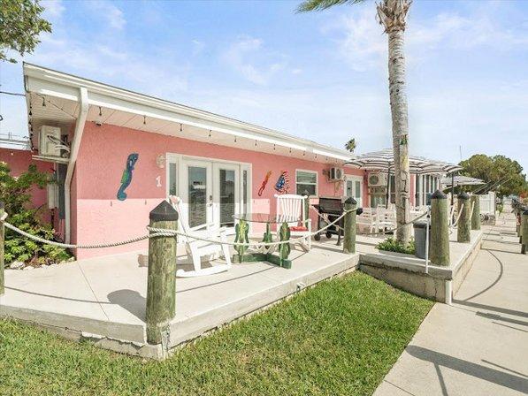 Hernando Beach Motel