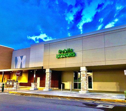 Publix Liquors at The Landings