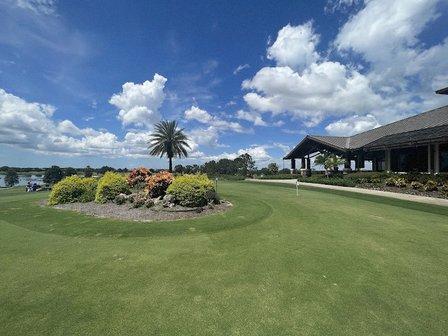 Royal Lakes Golf Course