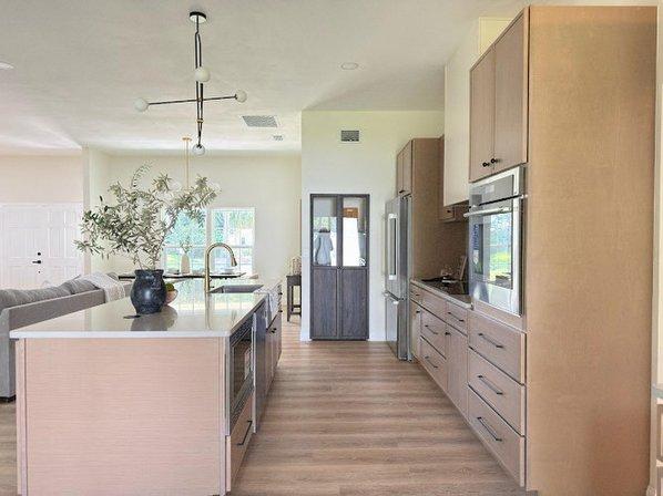 Casa Blanca Stone inc