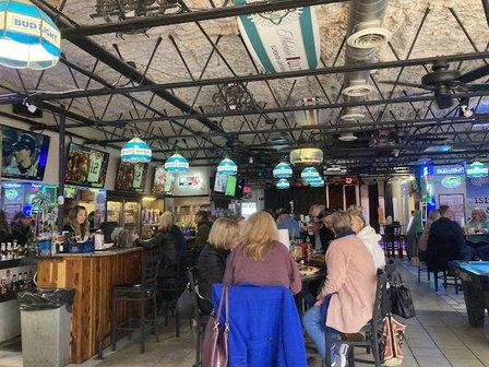 Salty Jim's Island Bar & Grill