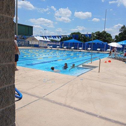 Land O Lakes Swimming Pool