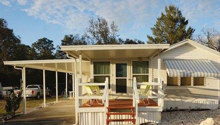 7 Oaks Travel Resort