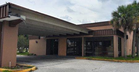 Lake Cecile Inn and Suites