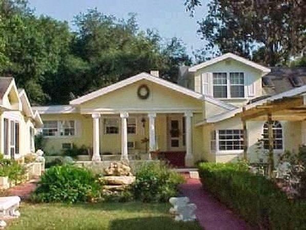 The Lake House Bed & Breakfast
