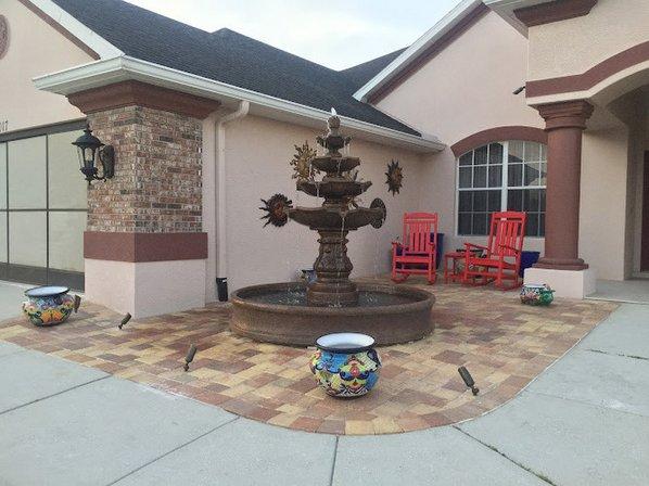 SW & Tropical - Outdoor Accents
