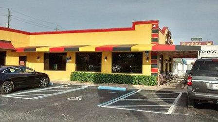 Plaza Mexico Restaurant Bar & Grill