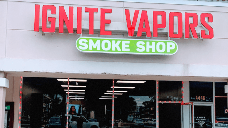 Ignite vapors and smoke shope