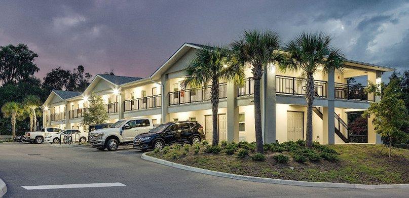 Baymont by Wyndham Ocala Suites