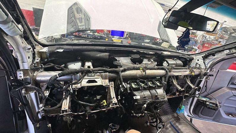 R & F Auto services llc