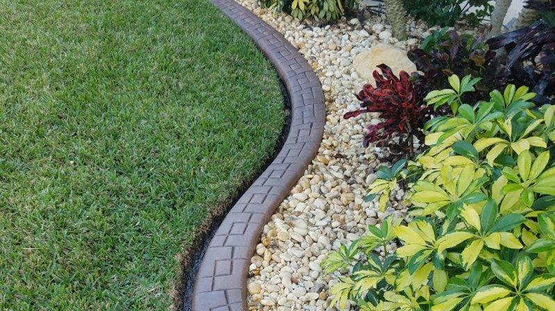 Curb -n- Scape