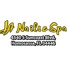 La Nails & Spa