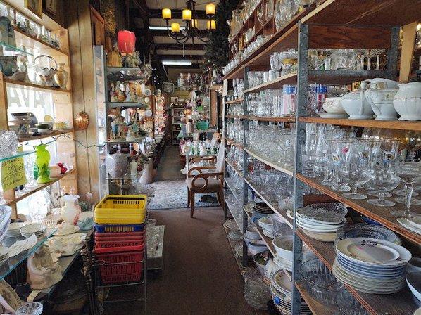 Bob's Bargain Barn
