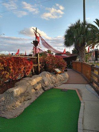 Smugglers Cove Adventure Golf