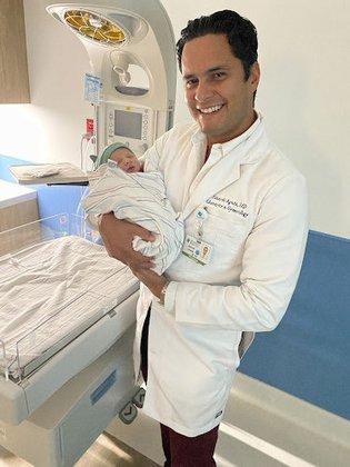 Eduardo Aguin, MD Obstetrics & Gynecology