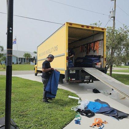 SWFL EASY Moving Solutions