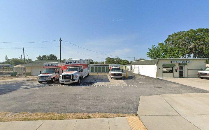 U-Haul Neighborhood Dealer