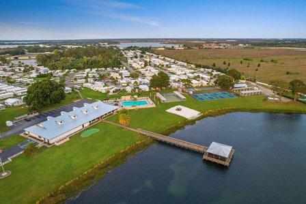 Sun Resorts & Residences Reflections on Silver Lake