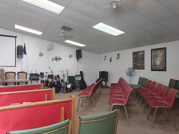 Iglesia Pentecostal Como Llama De Fuego Inc.