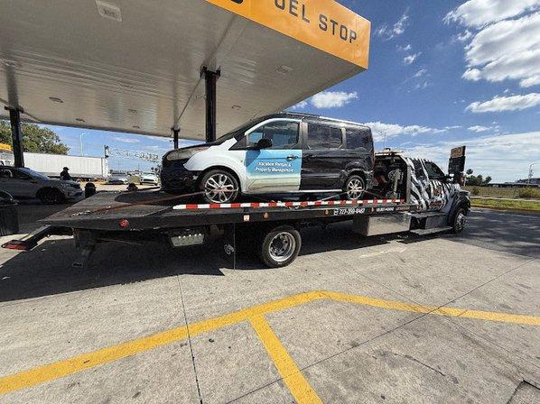 Get Em Gone Tow and Recovery