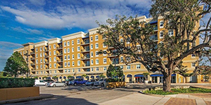 Broadway Promenade Condominiums