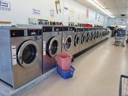 D & B Coin Laundry and Wash, Dry, Fold Service