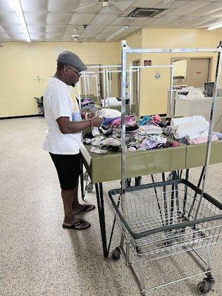 Crown Laundromat