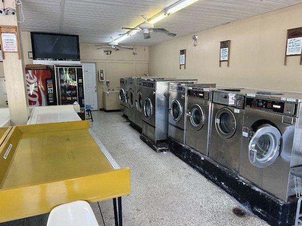 Bayshore Laundry (under new management)