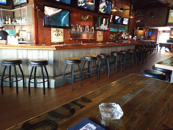 Joe's On Main