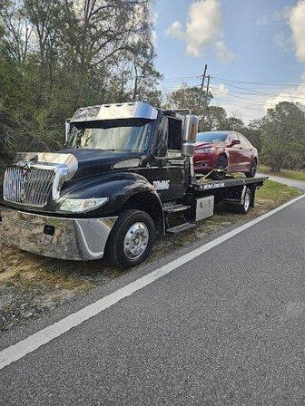 ÁNGELES TOWING SERVICE & RECOVERY