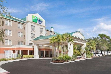 Holiday Inn Express & Suites Sarasota East - I-75 by IHG