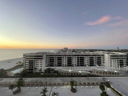 Lido Beach Club