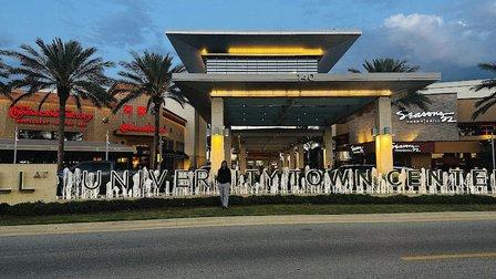 Apple University Town Center