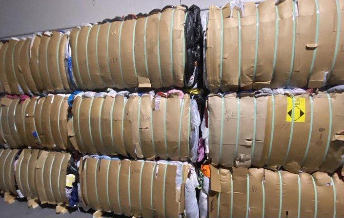 Used Clothing wholesale in Bulk