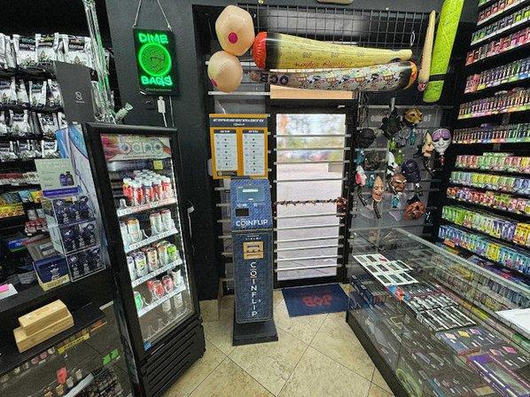 CoinFlip Bitcoin ATM - Sky Vapors Smoke Shop Manatee (Bradenton)