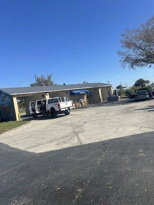 Auburndale Car Wash