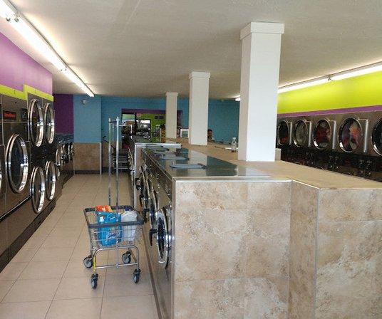 Palmetto Coin Laundry Supercenter