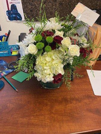 Pineapple House Flowers & Gifts