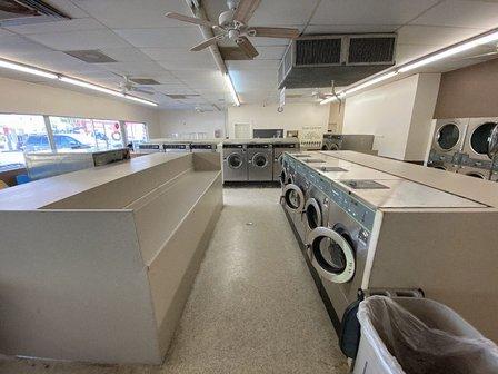 Bright 'n Clean Laundromat