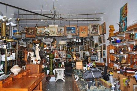 Braden River Antiques